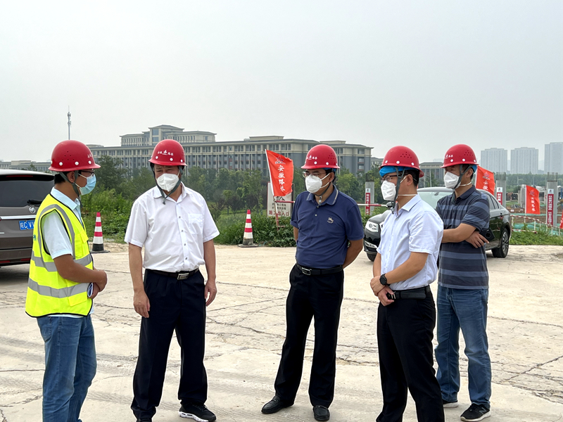蚌埠市委常委、市委秘書長、懷遠(yuǎn)縣委書記王慶武到G206-03標(biāo)項目調(diào)研指導(dǎo)工作